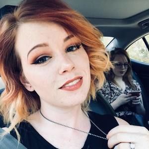 Meet your Posher, Angie